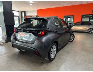 
										TOYOTA YARIS 1.5 120H ACTIVE PLUS full									