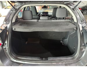 
										TOYOTA YARIS 1.5 120H ACTIVE PLUS full									