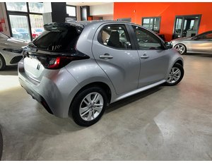 
										TOYOTA YARIS 1.5 120H ACTIVE PLUS full									