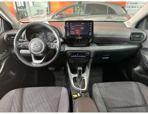 
										TOYOTA YARIS 1.5 120H ACTIVE PLUS full									
