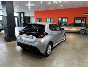 
										TOYOTA YARIS 1.5 120H ACTIVE PLUS full									