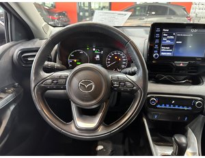 
										TOYOTA YARIS 1.5 120H ACTIVE PLUS full									