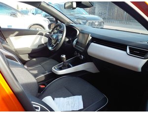 
										RENAULT CLIO TECHNO TCE 103 KW (140CV) full									
