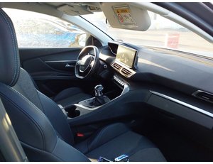 
										PEUGEOT 3008 1.2 PURETECH 96KW S&S ALLURE PACK full									