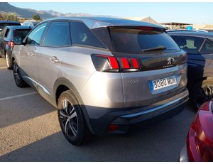 
										PEUGEOT 3008 1.2 PURETECH 96KW S&S ALLURE PACK full									