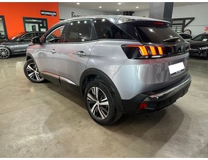 
										PEUGEOT 3008 1.2 PURETECH 96KW S&S ALLURE PACK full									