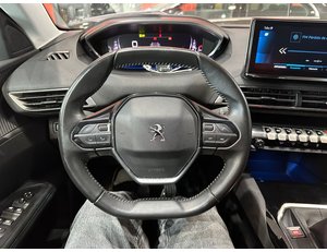 
										PEUGEOT 3008 1.2 PURETECH 96KW S&S ALLURE PACK full									