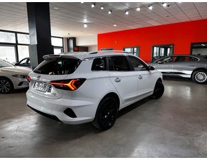 
										MG MG5 STD RANGE COMFORT full									