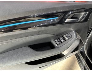 
										MG MG5 LONG RANGE LUXURY full									