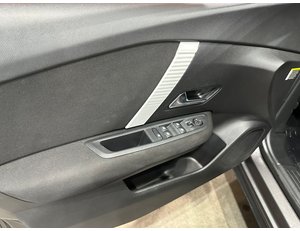 
										CITROEN C4 PURETECH 130 S&S 6V YOU full									