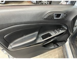 
										FORD ECOSPORT 1.0T ECOBOOST 92KW (125CV) S&S ST LINE full									