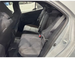 
										TOYOTA COROLLA 1.8 125H ACTIVE E-CVT full									