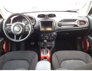 
										JEEP RENEGADE TRAILHAWK 1.3 PHEV 177KW (240CV) AT AWD full									