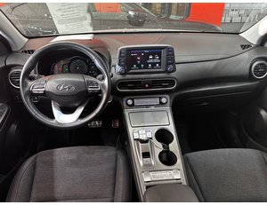 
										HYUNDAI KONA 100KW EV TECNO 2C full									