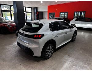 
										PEUGEOT E-208 ELECTRICO ACTIVE full									