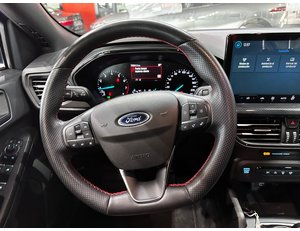 
										FORD FOCUS 1.0 ECOBOOST MHEV 92KW ST-LINE full									