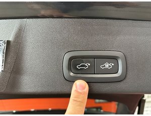 
										VOLVO XC40 1.5 T2 CORE PRO full									