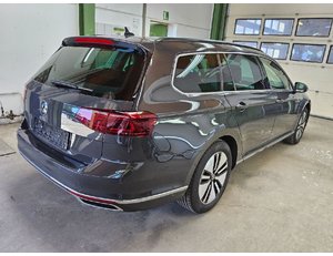 
										VOLKSWAGEN PASSAT VARIANT GTE 1.4 TSI E-POWER 115KW + 85KW full									