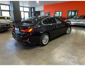 
										BMW SERIE 3 330E full									