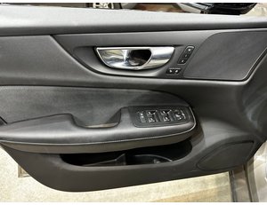 
										VOLVO S60 T6 RECHARGE R-DESIGN AUT full									