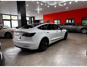 
										TESLA MODEL 3 RWD full									