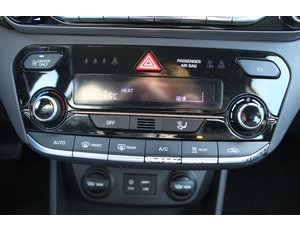 
										HYUNDAI IONIQ EV KLASS full									