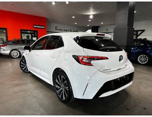 
										TOYOTA COROLLA 1.8 125H STYLE E-CVT full									