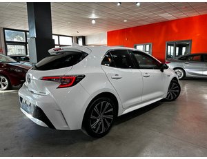 
										TOYOTA COROLLA 1.8 125H STYLE E-CVT full									