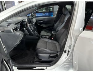 
										TOYOTA COROLLA 1.8 125H STYLE E-CVT full									