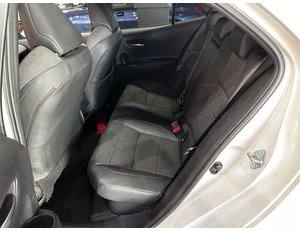 
										TOYOTA COROLLA 1.8 125H STYLE E-CVT full									