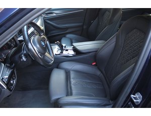 
										BMW SERIE 5 530E TOURING full									