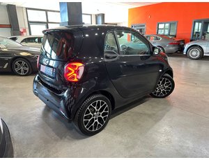 
										SMART FORTWO 60KW(81CV) EQ COUPE full									