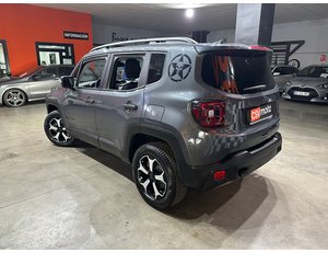 
										JEEP RENEGADE TRAILHAWK 1.3 PHEV 177KW (240CV) AT AWD full									