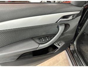 
										BMW X1 XDRIVE25E full									