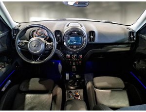 
										MINI COUNTRYMAN COOPER S E ALL4 full									