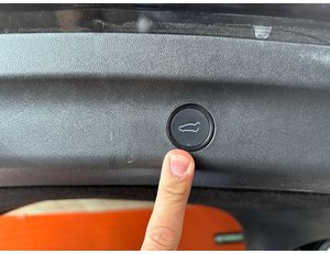 
										TESLA MODEL Y TRACCION TRASERA RWD full									