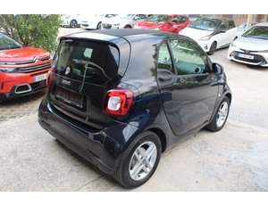 
										SMART FORTWO 60KW(81CV) EQ COUPE full									