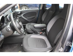 
										SMART FORFOUR 60KW(81CV) EQ full									