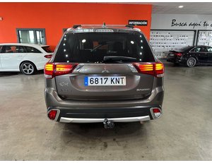 
										MITSUBISHI OUTLANDER 200 MPI MOTION CVT 2WD 5 PLAZAS full									