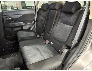 
										MITSUBISHI OUTLANDER 200 MPI MOTION CVT 2WD 5 PLAZAS full									