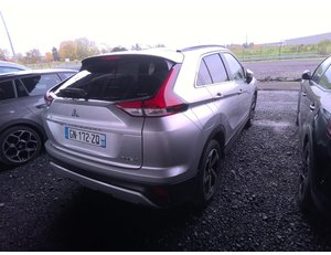 
										MITSUBISHI ECLIPSE CROSS 2.4 PHEV KAITEKI AUTO 4WD full									