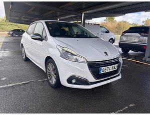 
										PEUGEOT 208 5P STYLE 1.2L PURETECH 60KW (82CV) full									