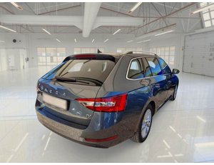 
										SKODA SUPERB COMBI AMBITION 1.4 TSI IV P-HEV DSG full									