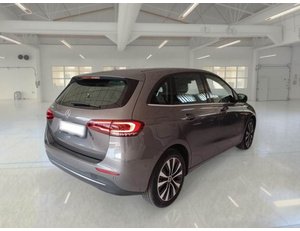 
										MERCEDES BENZ CLASE B MERCEDES B 250 E full									