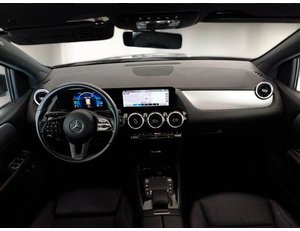 
										MERCEDES BENZ CLASE B MERCEDES B 250 E full									