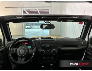 
										JEEP WRANGLER EVO UNLIMITED 2.8 CRD 200CV SPORT AUTO TECHO LONA full									