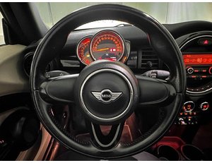
										MINI MINI ONE CABRIO 1.5 102CV full									