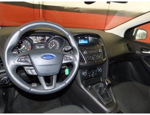 
										FORD FOCUS SPORTBREAK 1.6 TIVCT 125CV TREND+ full									