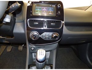 
										RENAULT CLIO SPORT TOURER 0.9 TCE 90CV ZEN ENERGY full									