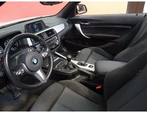 
										BMW SERIE 2 218I CABRIO 1.5 136CV M SPORT full									